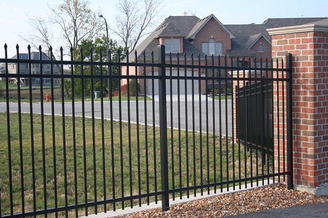 iron picket fence panels canada